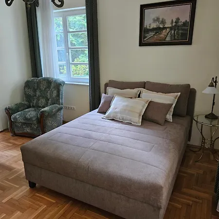 Ottilia Apartament *